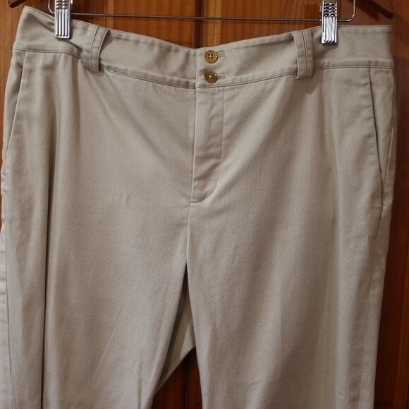 Chaps Khaki Capri Pants 12 - Picture 3 of 12
